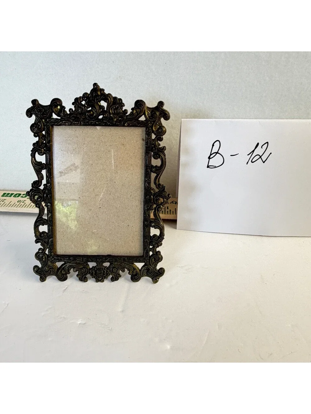 Vintage‎ Ornate Filigree Picture Frame Made in Italy Brass Tone Tabletop B-12